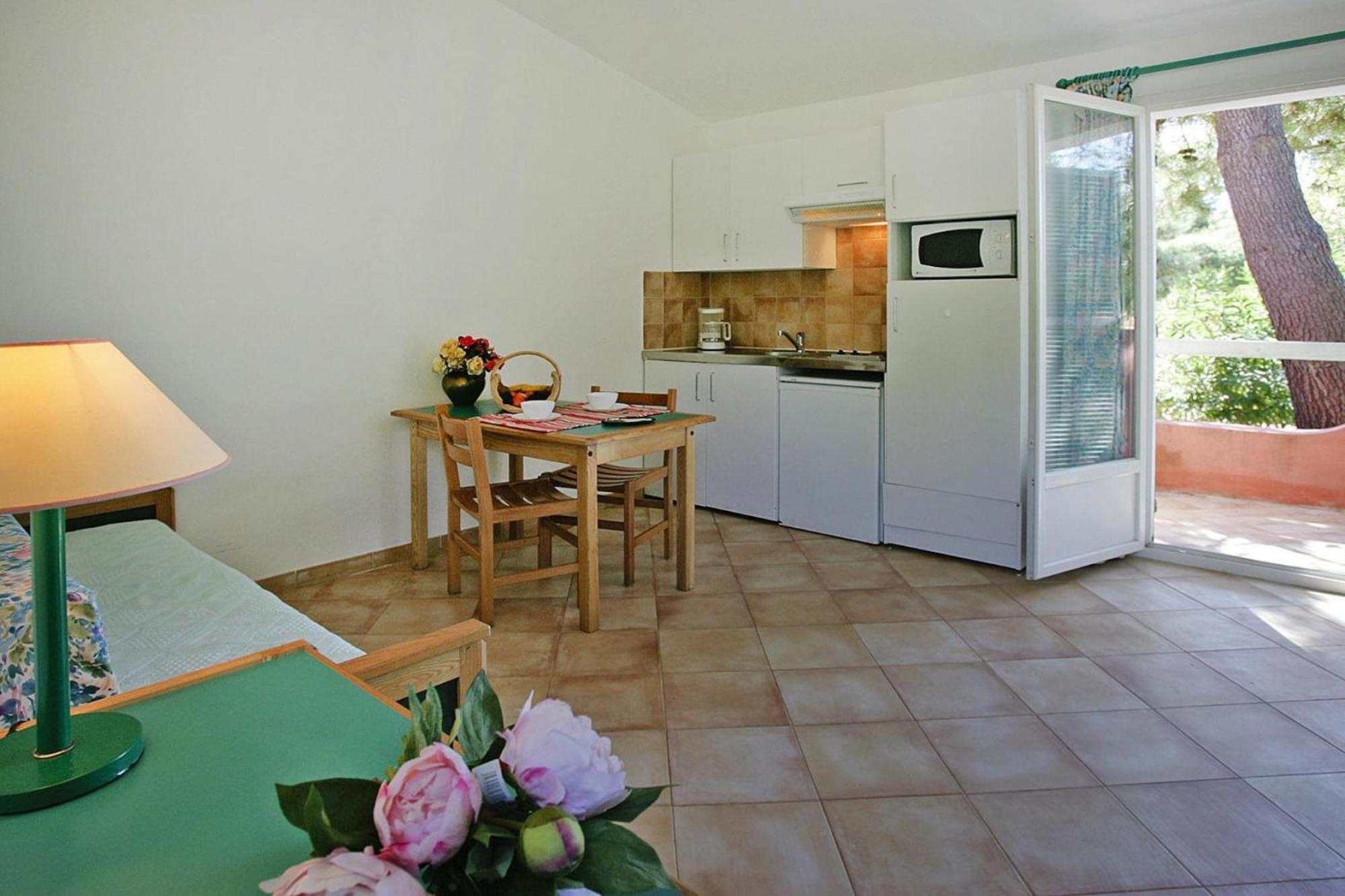 Lovely Apartment In Borgo With Shared Pool Eksteriør billede